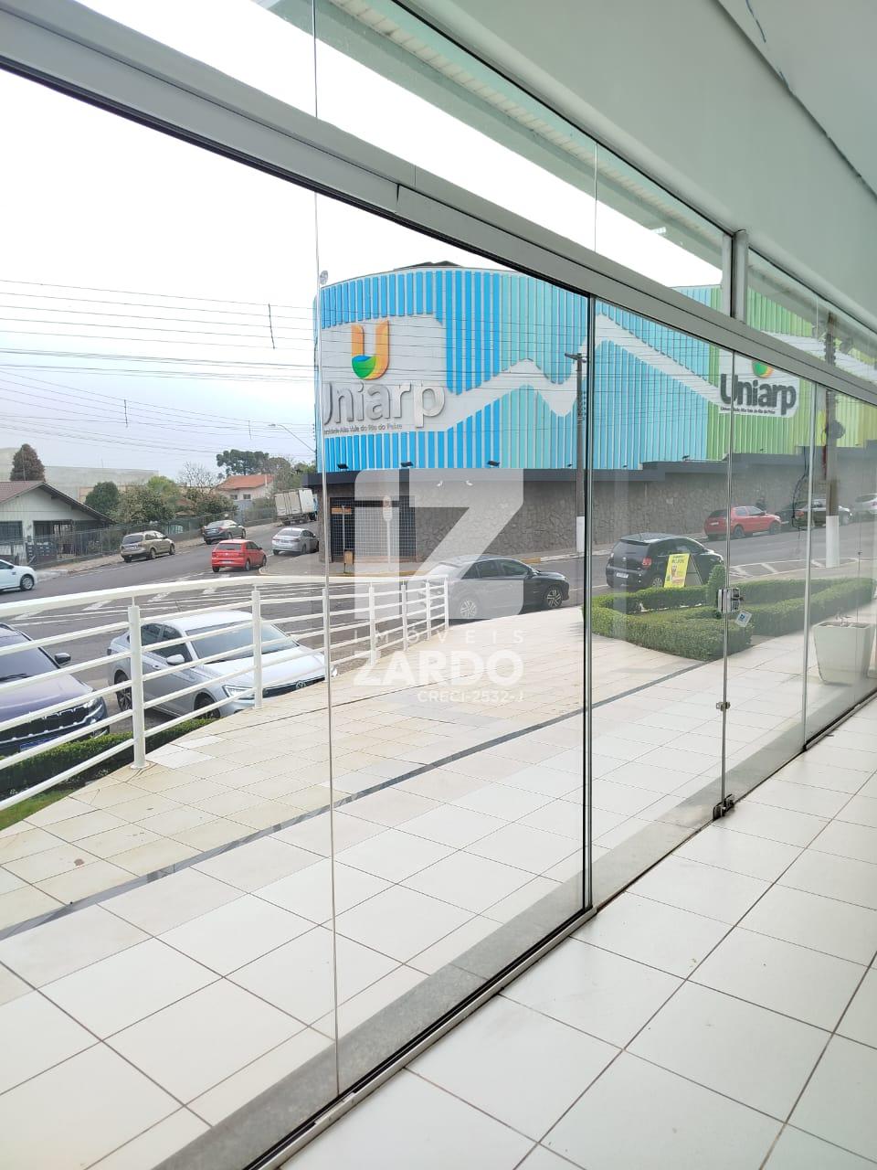 SALA COMERCIAL PARA LOCAÇÃO NO ED. ITORORÓ, CENTRO, COM APROX....