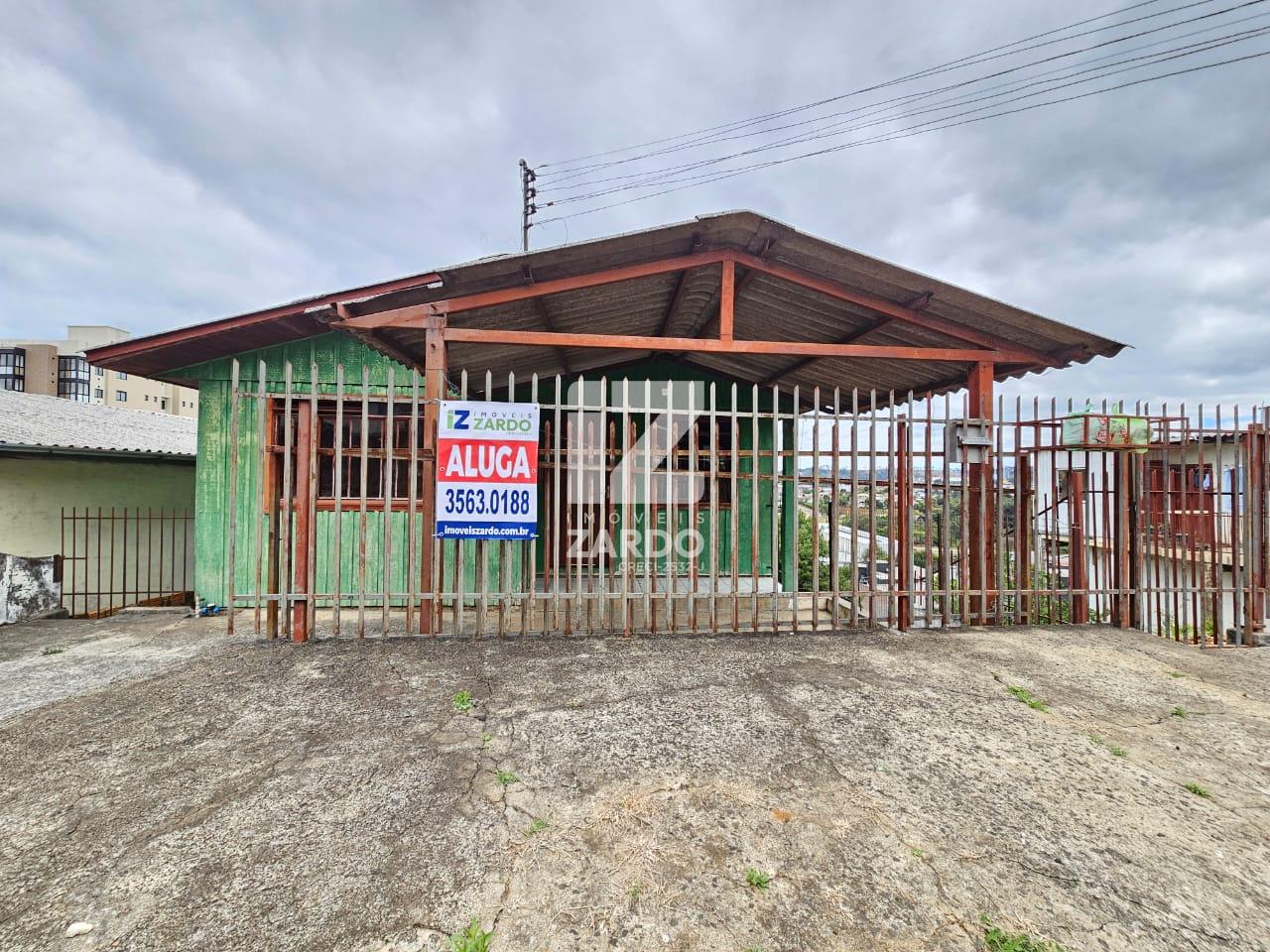 CASA PARA LOCAÇÃO, COM 03 QUARTOS E VAGA DE GARAGEM, BAIRRO BE...