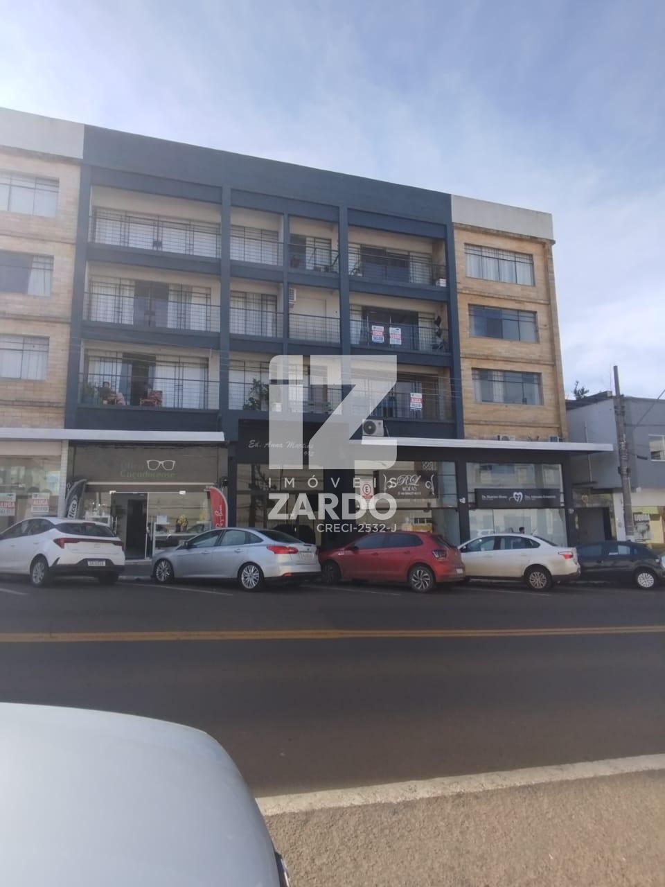 APARTAMENTO PARA LOCAÇÃO NO CENTRO, CONTENDO 04 QUARTOS.