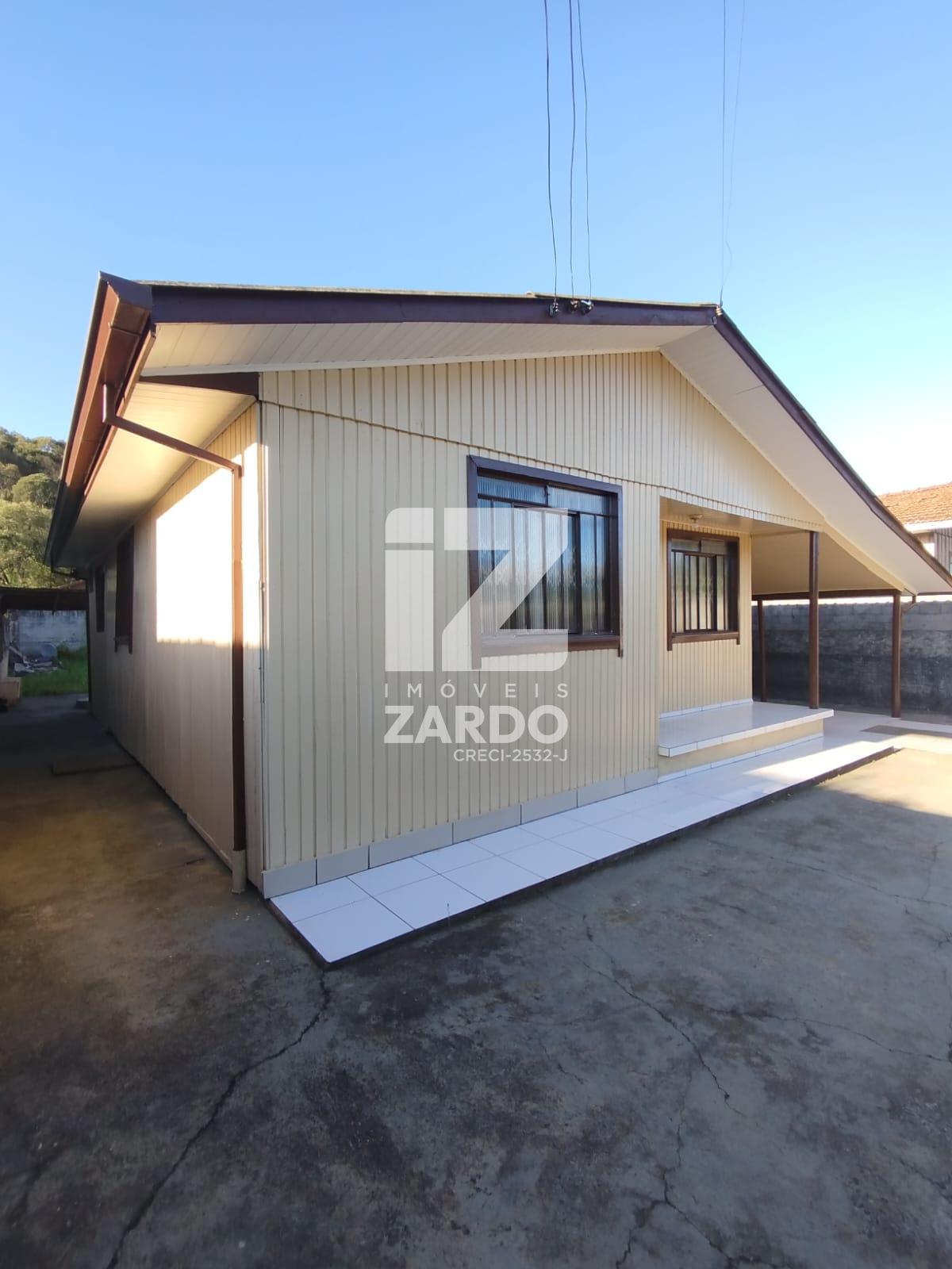 CASA PARA LOCAÇÃO, BAIRRO REUNIDAS, CONTENDO 03 QUARTOS.