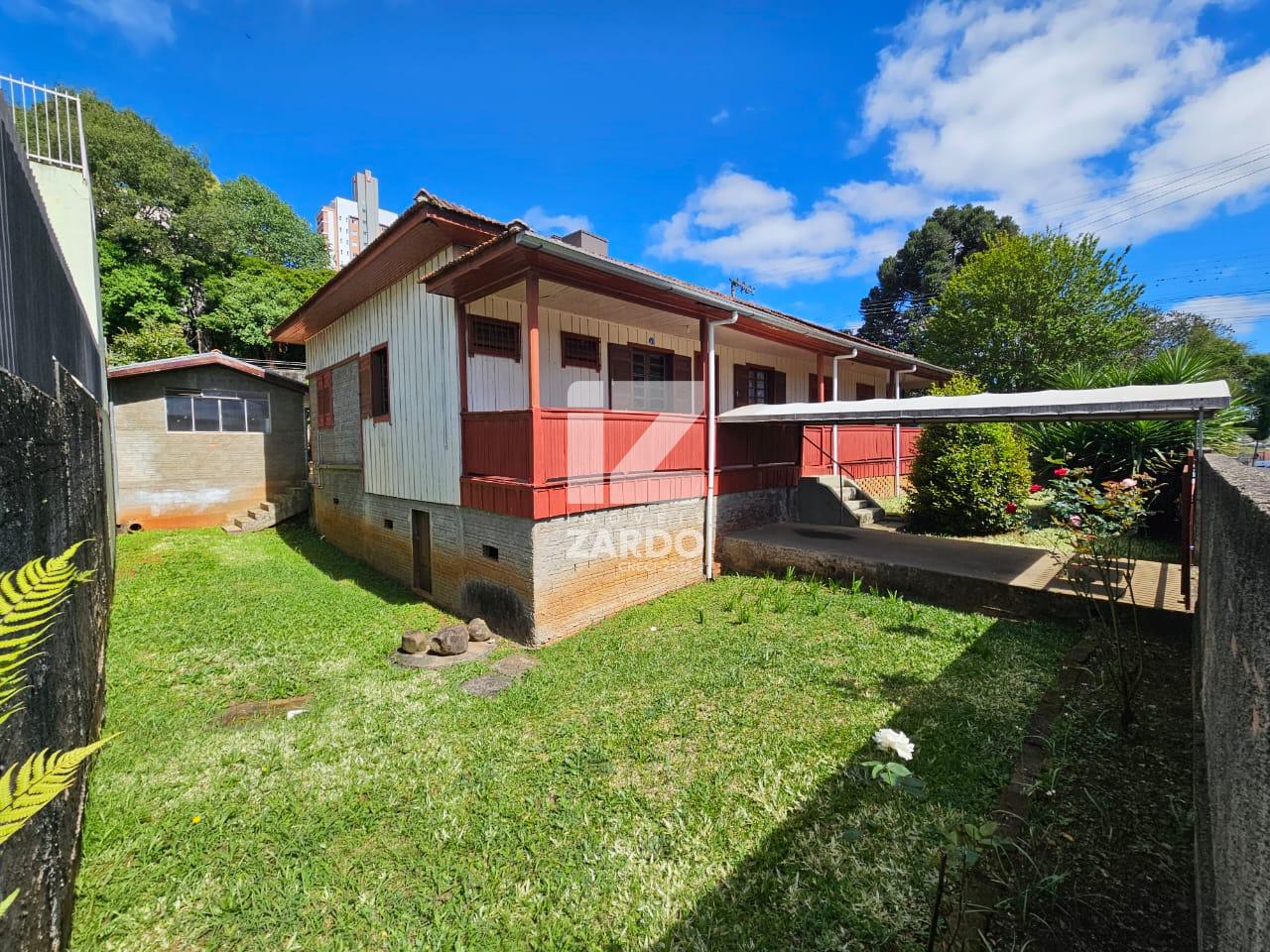 TERRENO DE ESQUINA A VENDA NO CENTRO DE CACADOR - SC