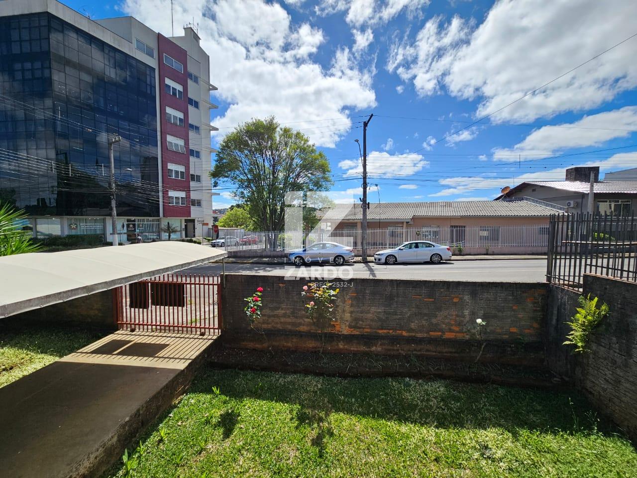 TERRENO DE ESQUINA A VENDA NO CENTRO DE CACADOR - SC