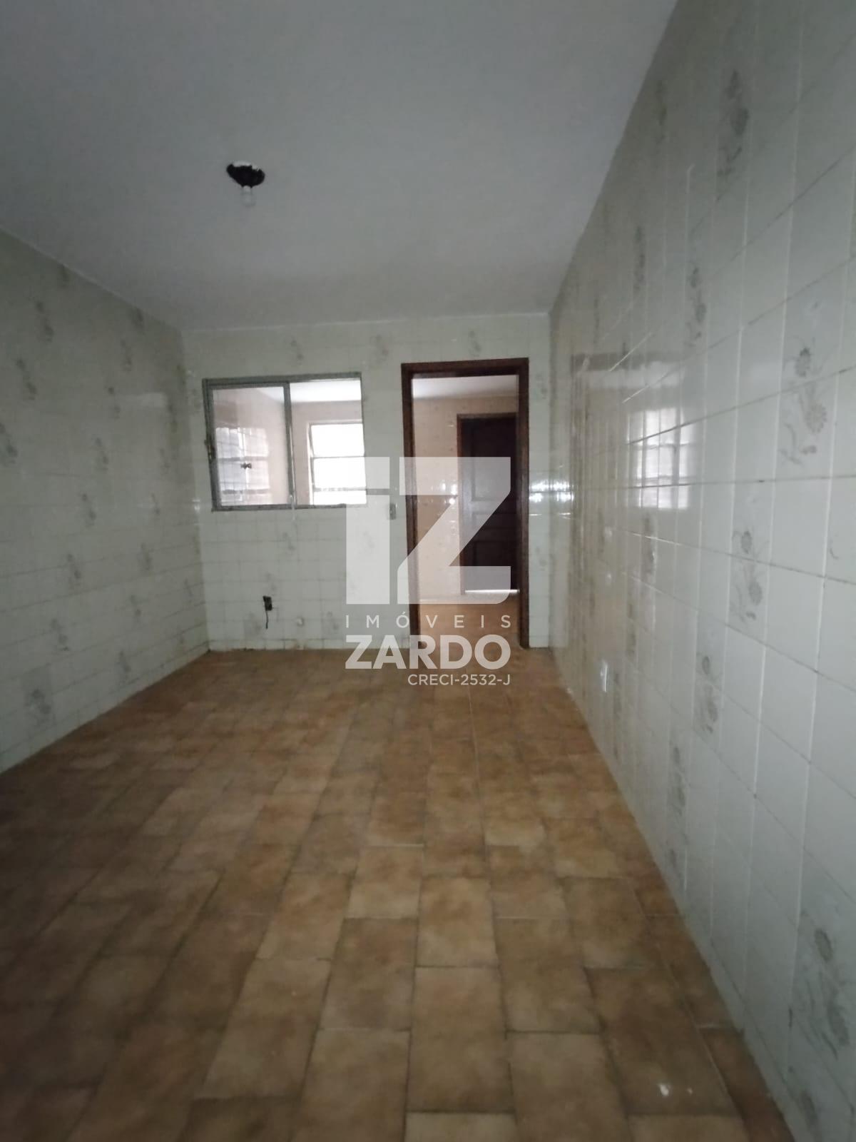 APARTAMENTO SUBSOLO, CENTRO, AO LADO PONTE COBERTA, COM 03 QUA...