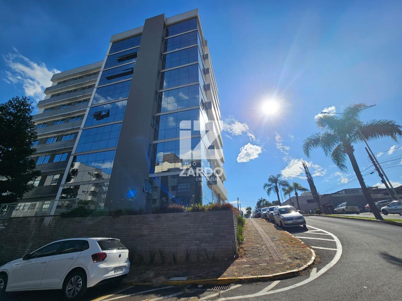 SALA PARA LOCAÇÃO NO ED. PINHEIROS, CONTENDO APROXIMADAMENTE 83M 