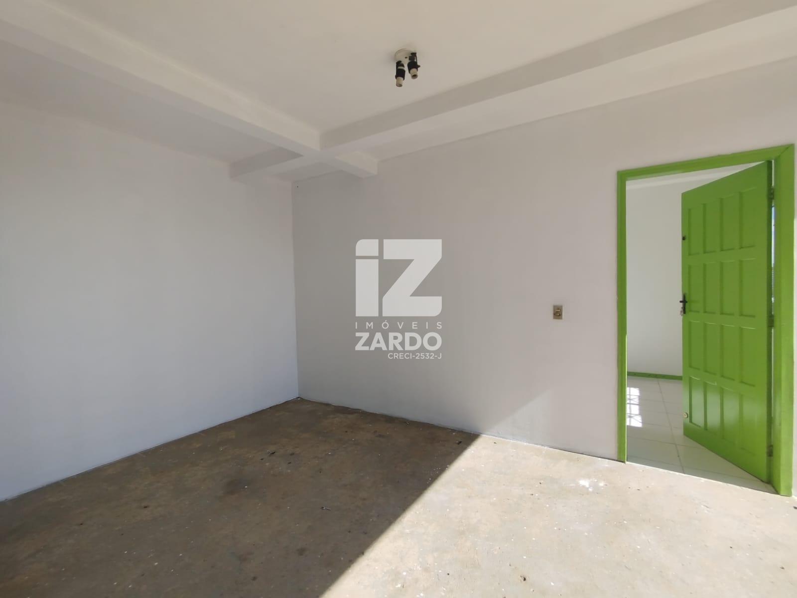 CASA PARA LOCAÇÃO NO BAIRRO GIOPPO CONTENDO DOIS QUARTOS