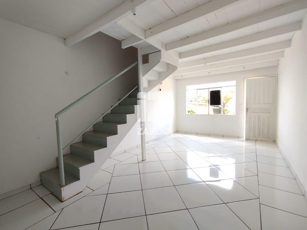 SOBRADO F 02, BAIRRO DOS MUNICÍPIOS, CONTENDO 02 QUARTOS E 01 ...