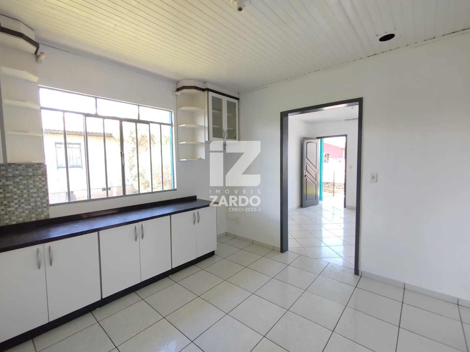 CASA PARA LOCAÇÃO, PARTE SUPERIOR, BAIRRO BELLO, CONTENDO 02 Q...