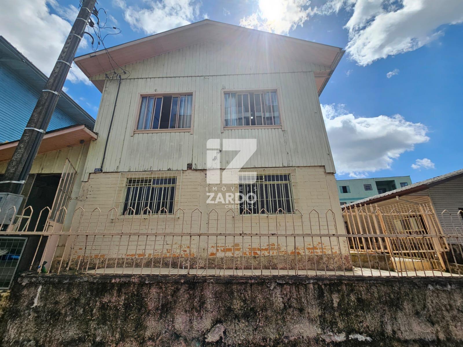 AMPLO TERRENO COM CASA DE MADEIRA DE 02 PISOS A VENDA,  BAIRRO...