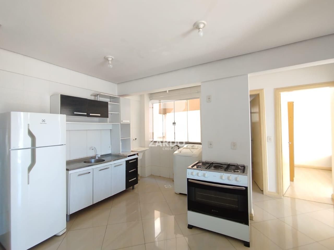 APARTAMENTO PARA LOCAÇÃO COM 02 QUARTOS E 01 VAGA DE GARAGEM  