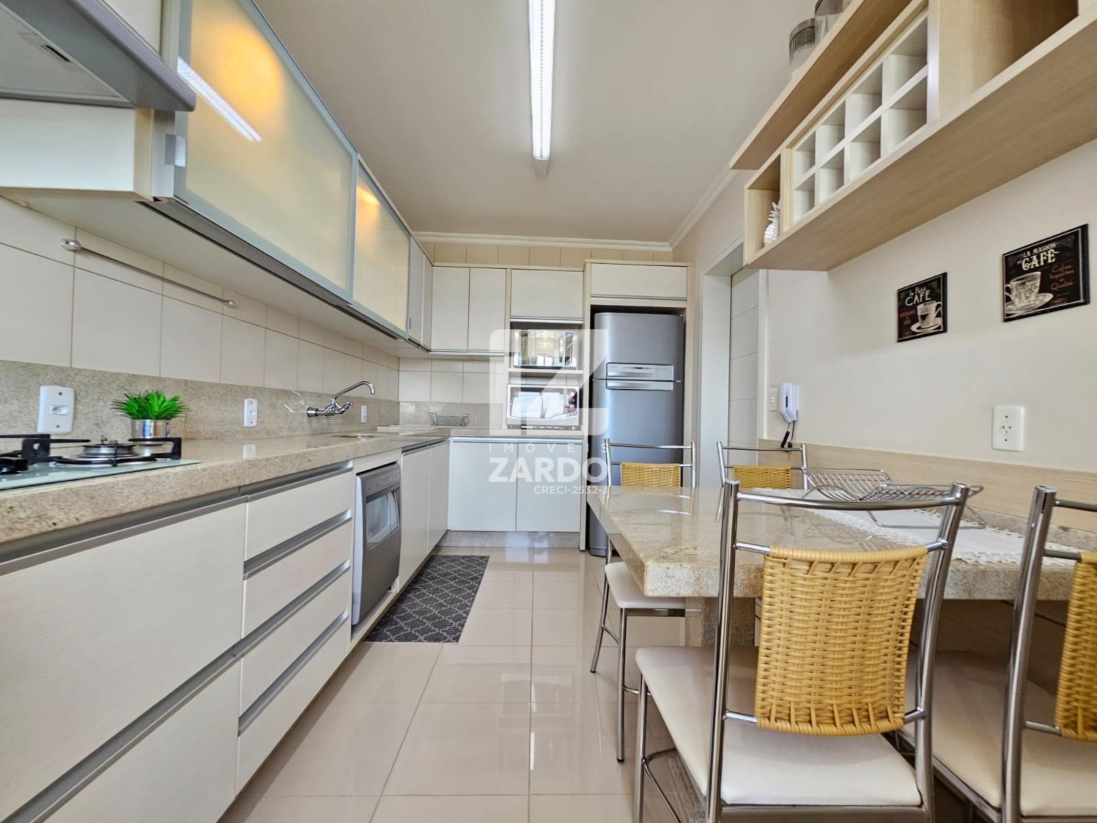 Apartamento MOBILIADO, ao lado da Universidade 02 vagas de gar...