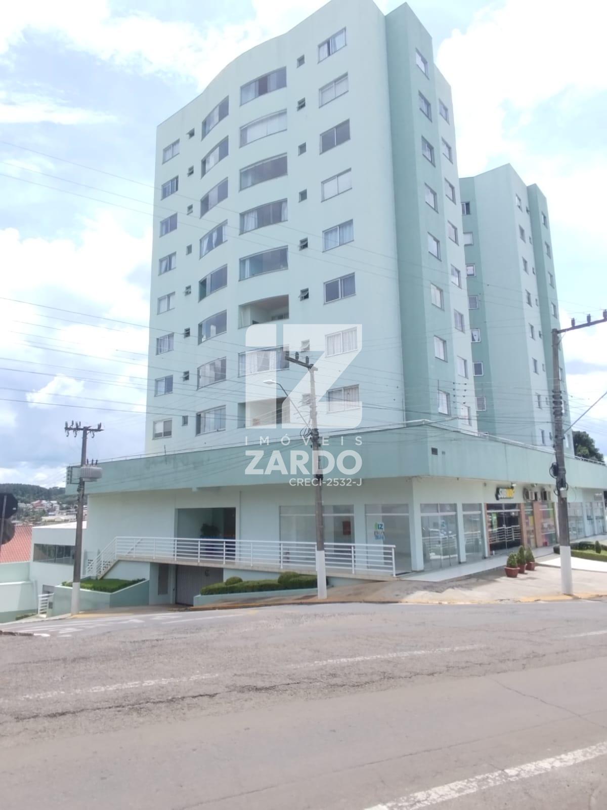 APARTAMENTO PARA LOCAÇÃO NO ED. ITORORÓ CONTENDO TRÊS QUARTOS,...