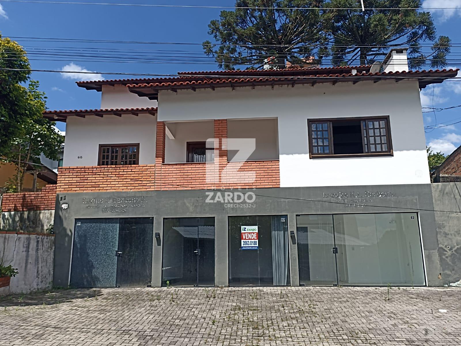 CASA DE ALVENARIA 3 ANDARES, OTIMO PONTO PARA CLÍNICAS E OU MO...