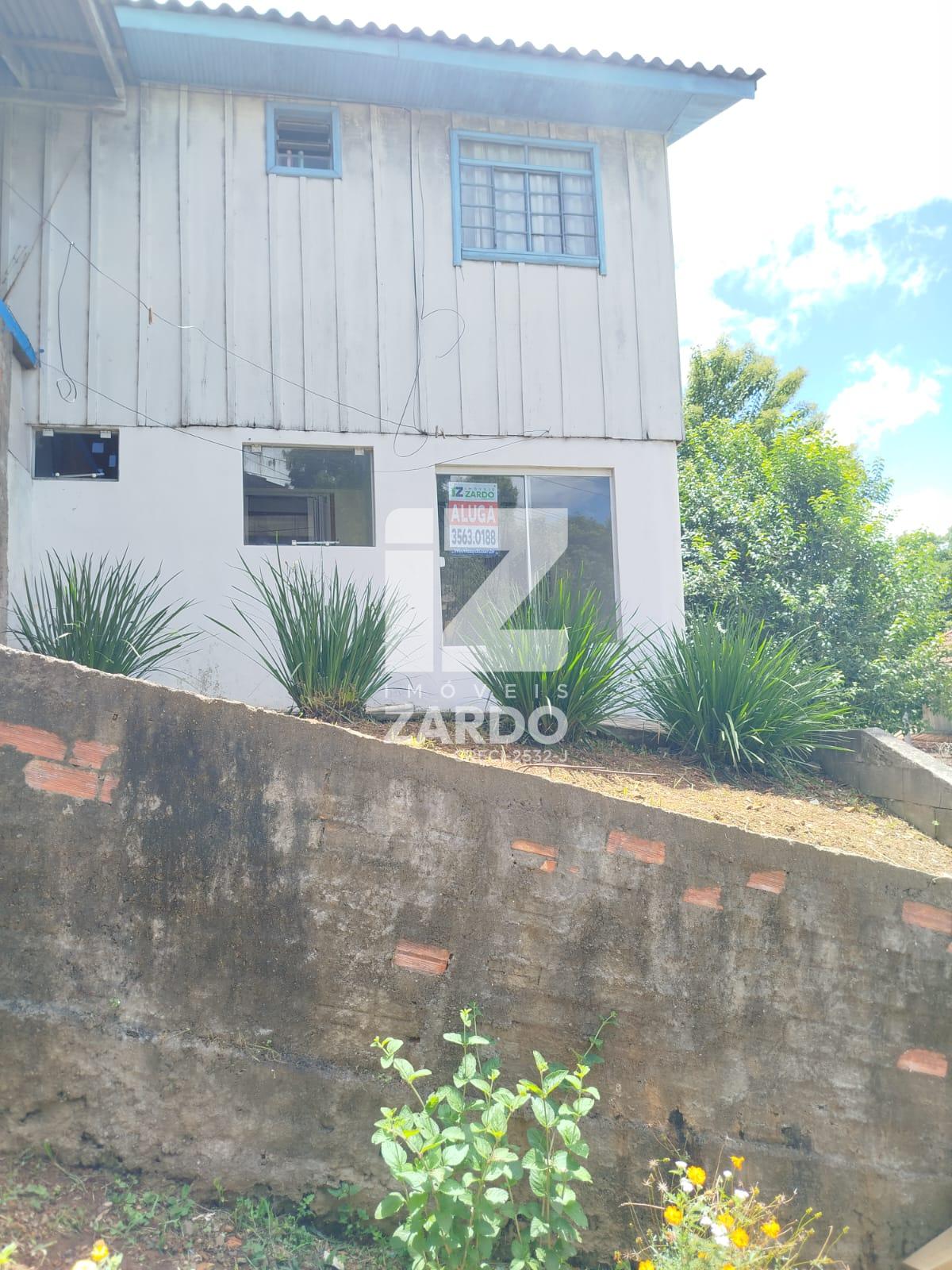 CASA PARTE INFERIOR, BAIRRO GIOPPO, COM 01 QUARTO E VAGA DE GA...