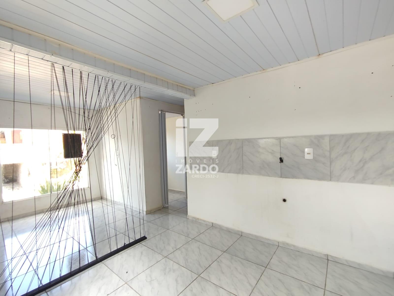 CASA PARTE INFERIOR, BAIRRO GIOPPO, COM 01 QUARTO E VAGA DE GA...