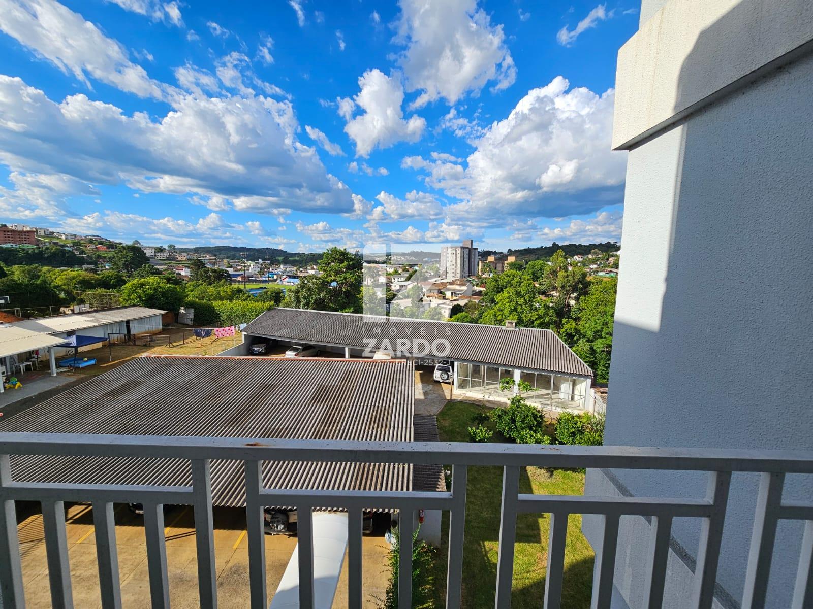 APARTAMENTO NO CENTRO COM 3 QUARTOS, SALA, COZINHA COM ARMÁRIO...