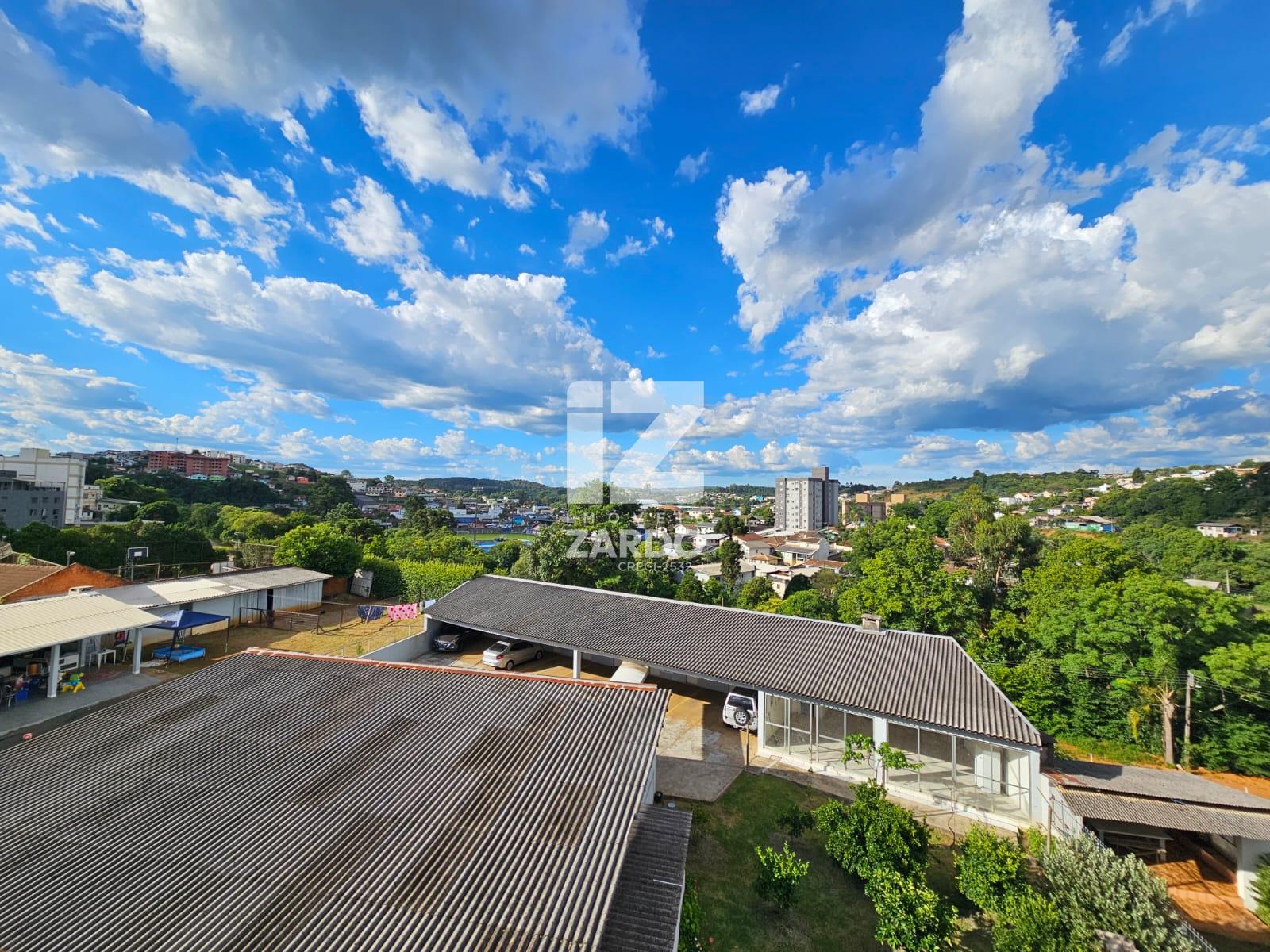 APARTAMENTO NO CENTRO COM 3 QUARTOS, SALA, COZINHA COM ARMÁRIO...