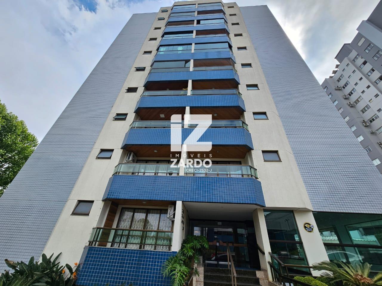 AMPLO APARTAMENTO PARA VENDA.