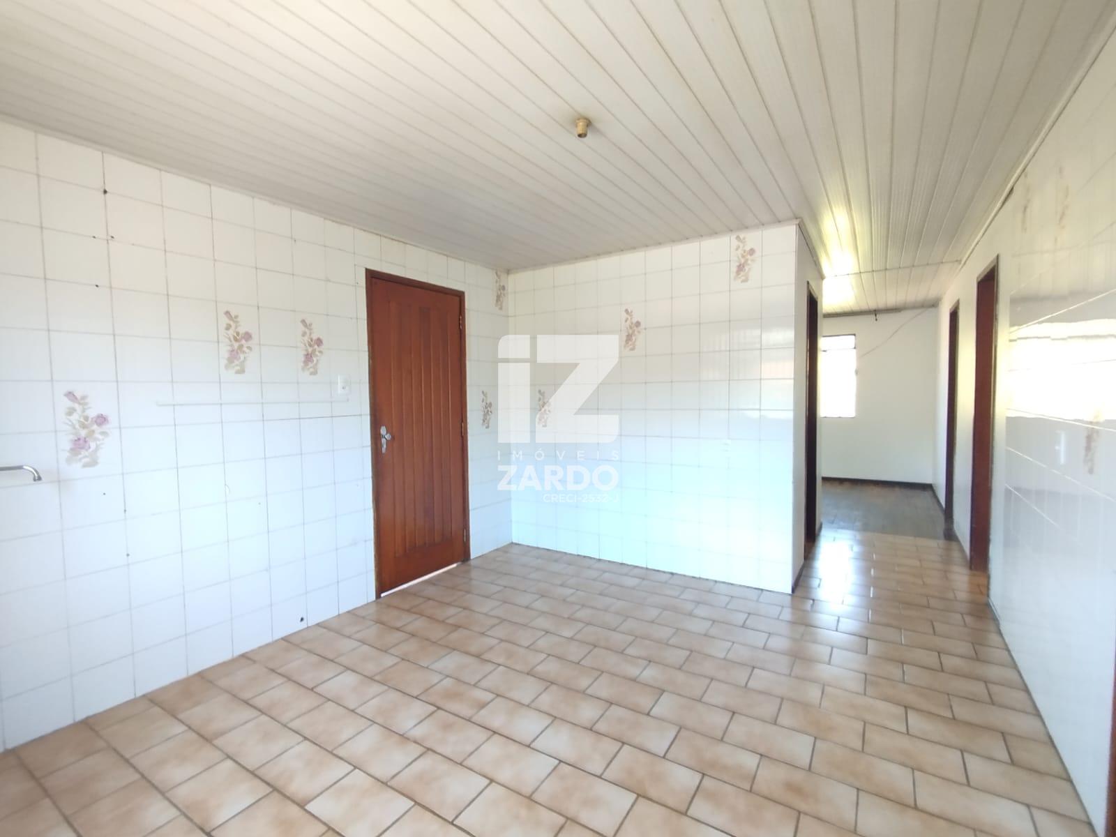 CASA PARTE SUPERIOR, BAIRRO DER, CONTENDO 03 QUARTOS E VAGA DE...