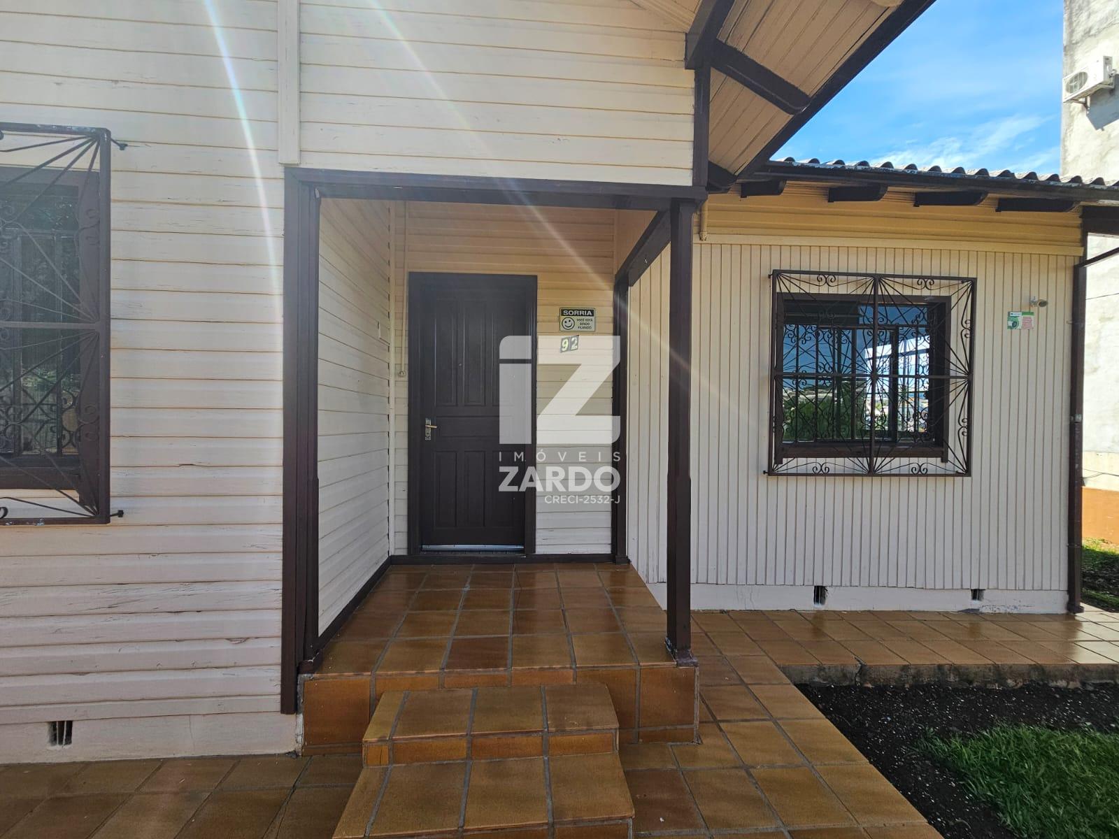 OPORTUNIDADE, CASA PARA LOCAÇÃO, PRÓXIMA AO CENTRO     