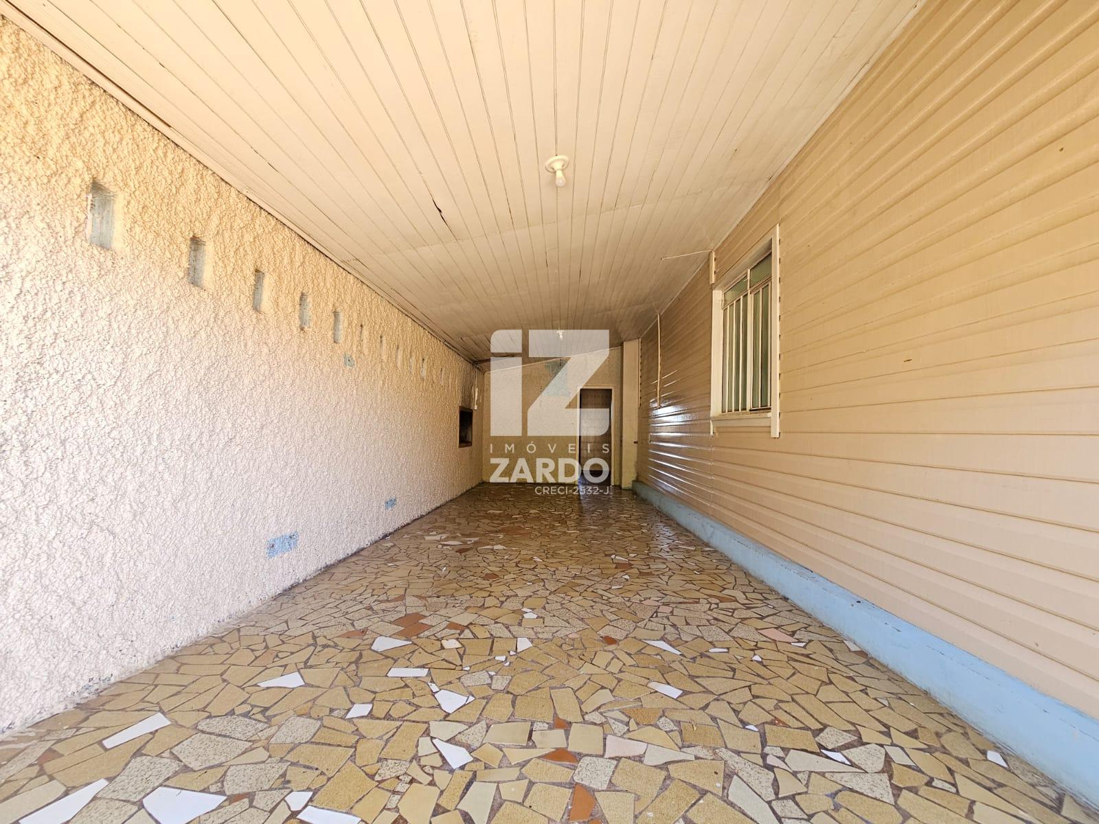 OPORTUNIDADE, CASA PARA LOCAÇÃO, PRÓXIMA AO CENTRO     