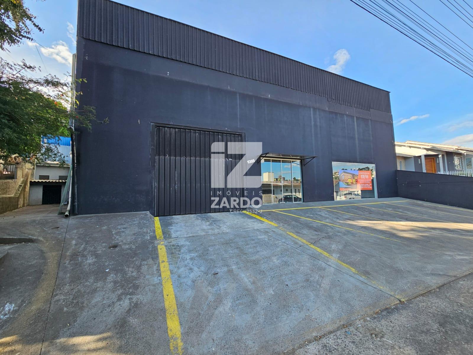 BARRACÃO PARA LOCAÇÃO, CONTENDO APROXIMADAMENTE 370M , PRÓXIMO...