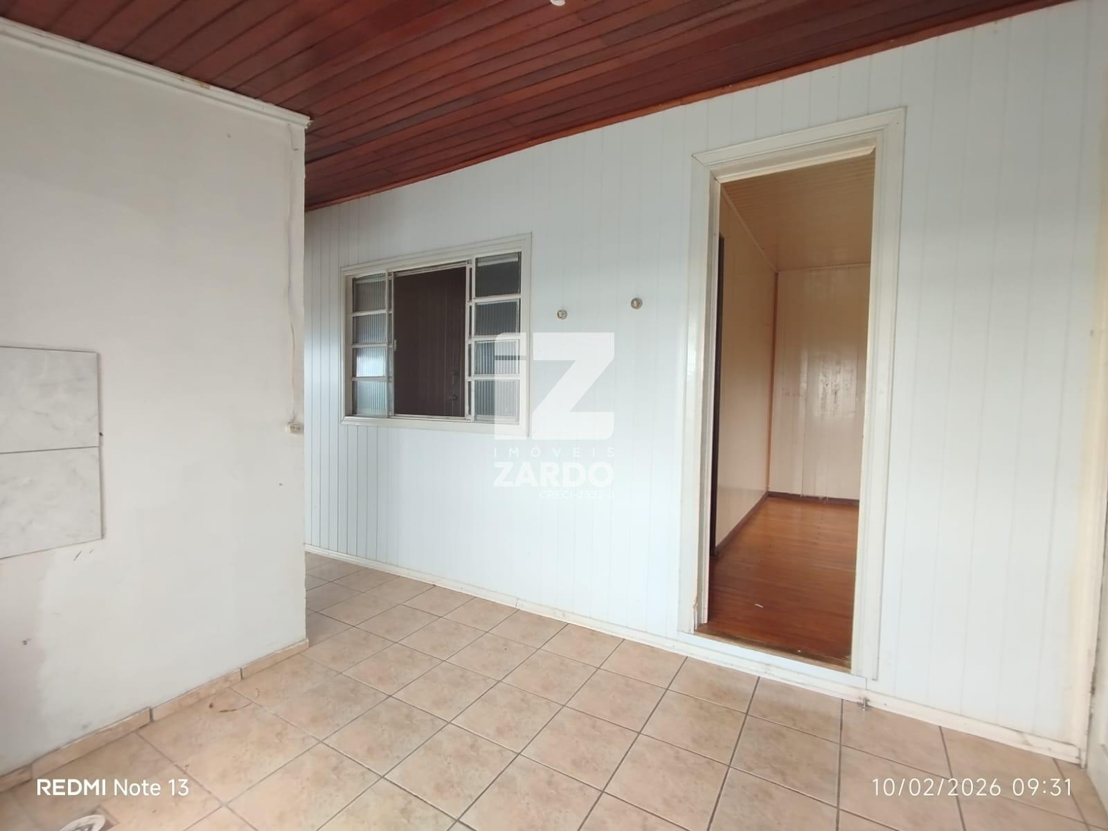 CASA PARA LOCAÇÃO NO BAIRRO SANTA CATARINA, CONTENDO DOIS QUAR...