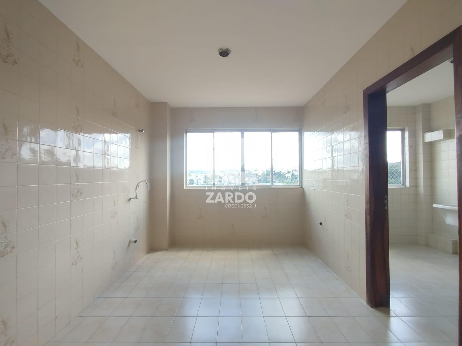 APARTAMENTO 302, ED. GUILHERME, CENTRO, COM 01 SUITE E 02 QUAR...