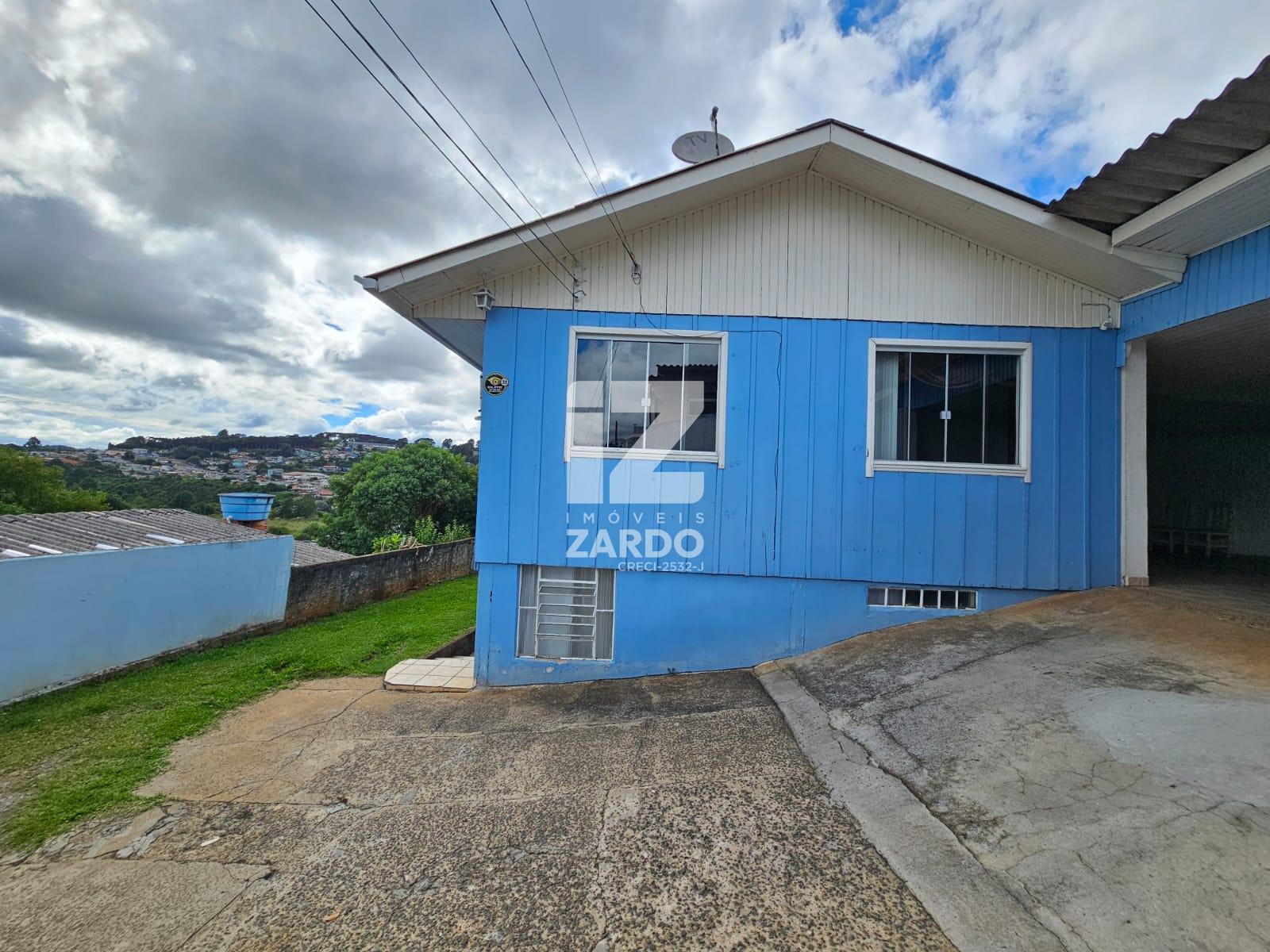 OPORTUNIDADE DE VENDA, CASA COM BELÍSSIMO TERRENO, EM ÓTIMA LO...