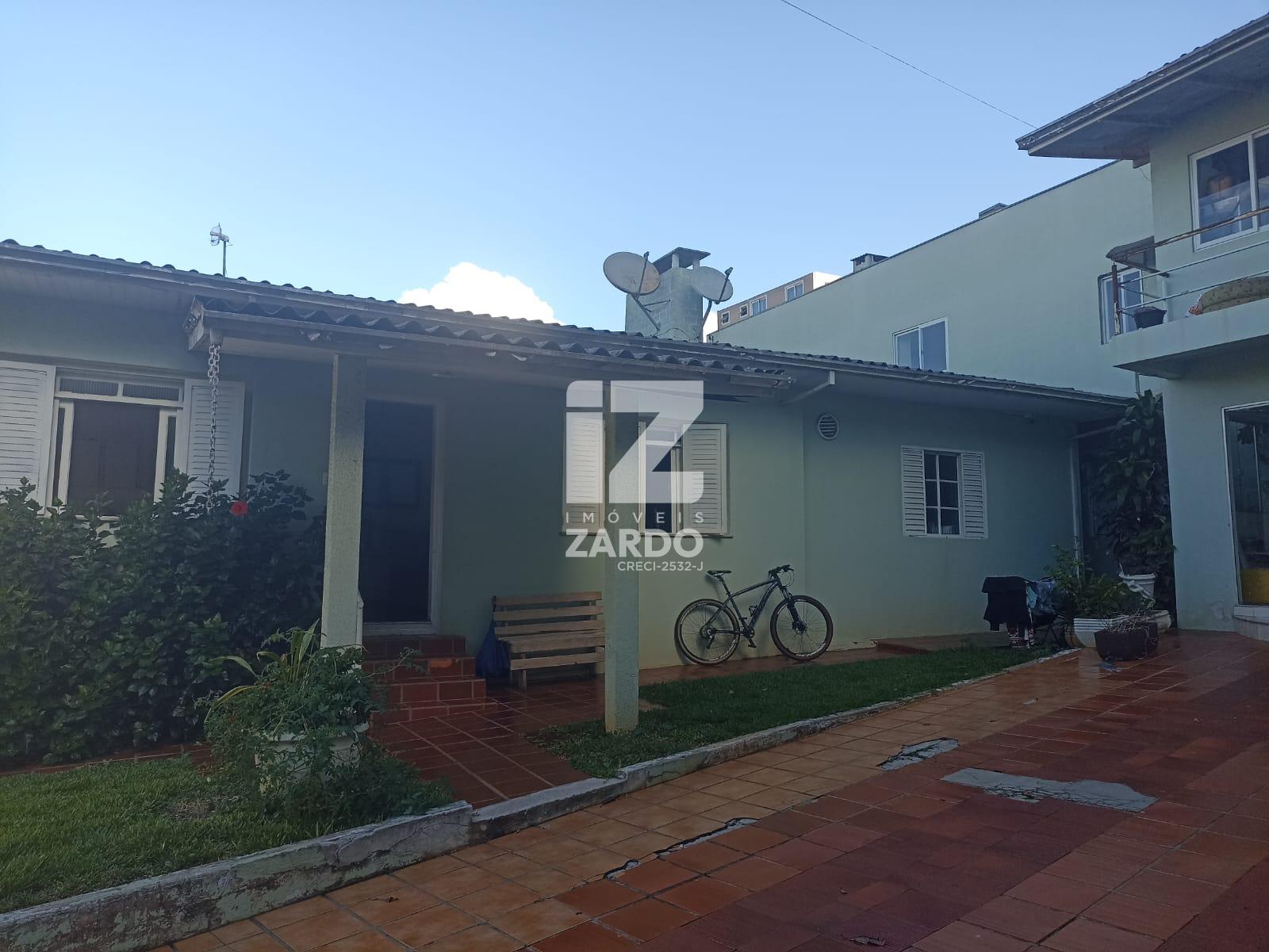 CASA À VENDA, CENTRO, CACADOR - SC