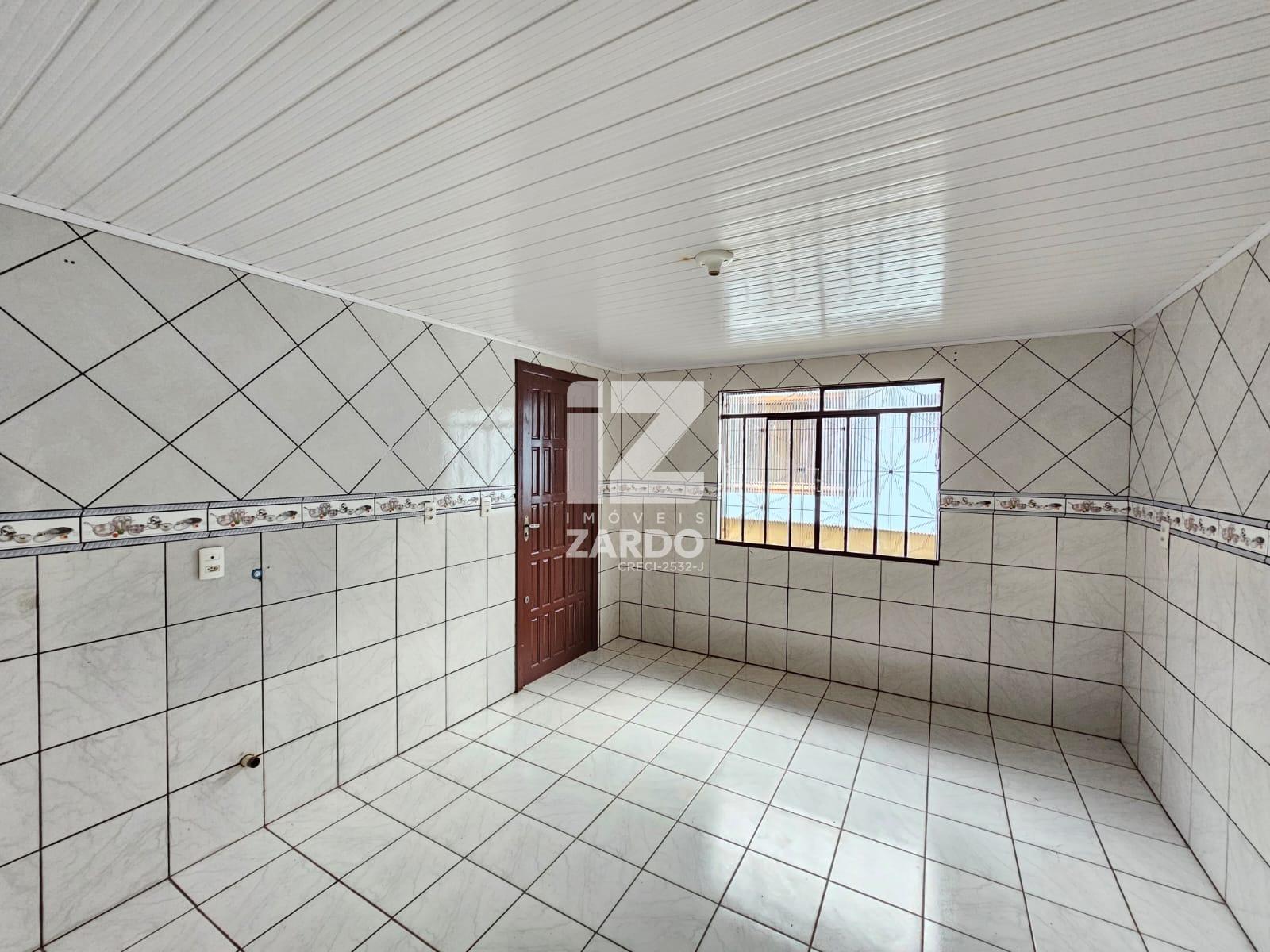 OPORTUNIDADE DE LOCAÇÃO, BAIRRO GIOPPO, CASA COM 02 QUARTOS   