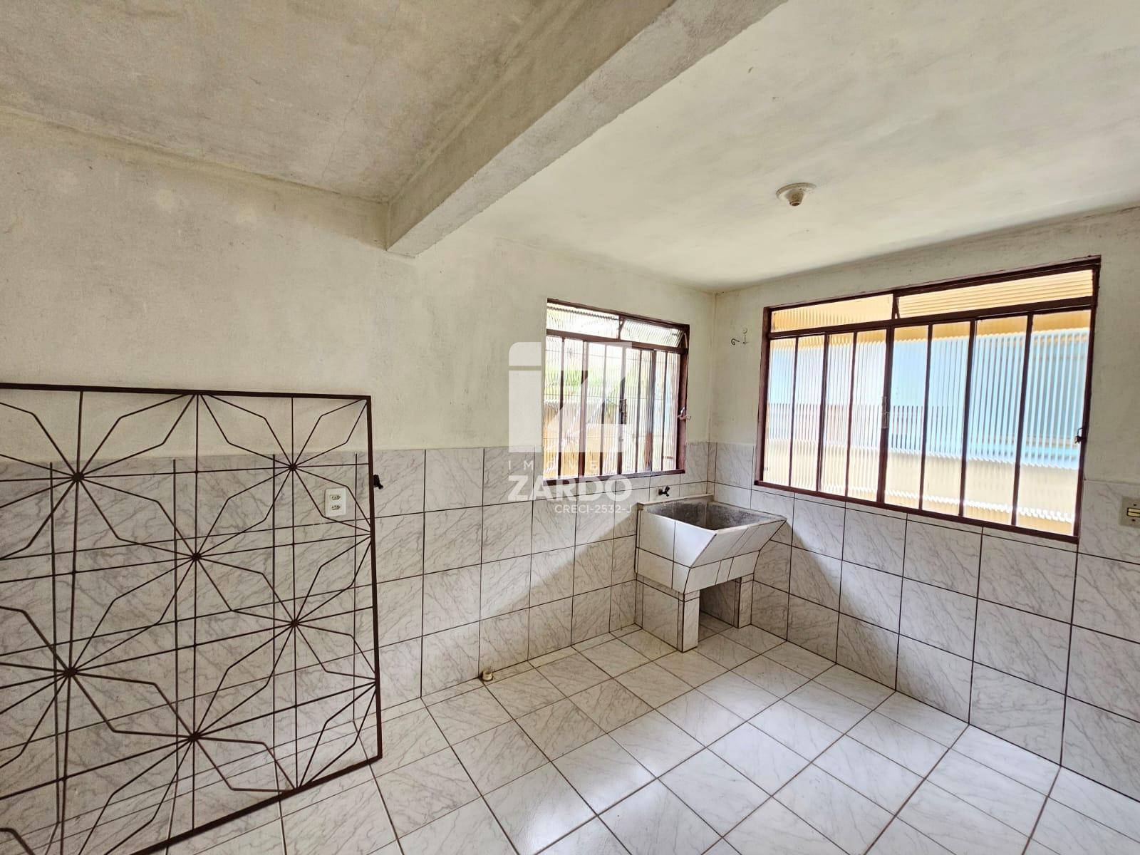 OPORTUNIDADE DE LOCAÇÃO, BAIRRO GIOPPO, CASA COM 02 QUARTOS   