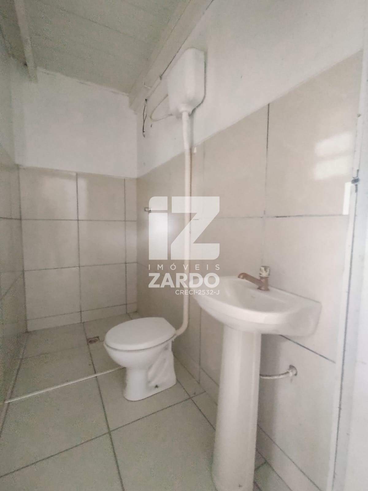 APARTAMENTO 03, BLOCO E, BAIRRO MUNICÍPIOS, COM 02 QUARTOS E V...