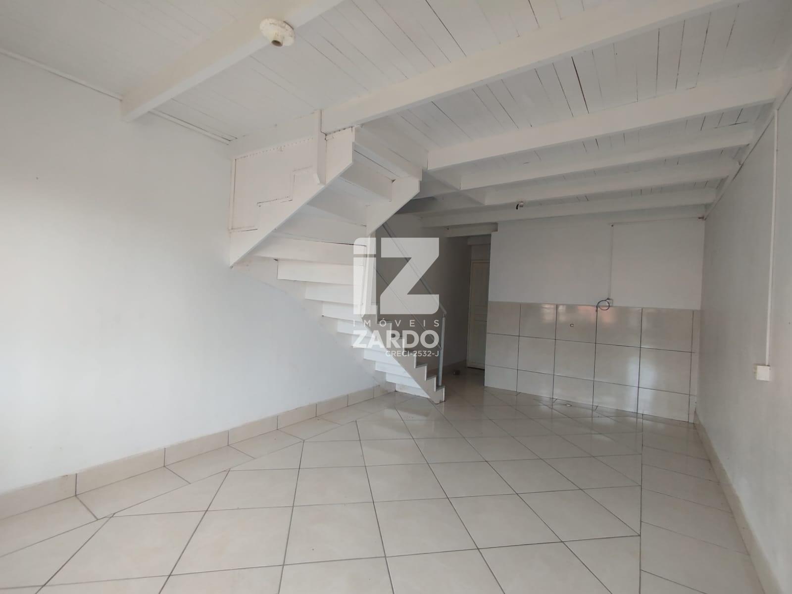 APARTAMENTO 03, BLOCO E, BAIRRO MUNICÍPIOS, COM 02 QUARTOS E V...