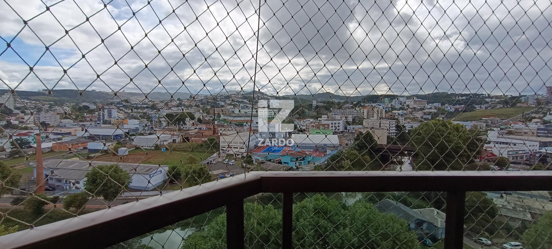 APARTAMENTO À VENDA - MÓVEIS PLANEJADOS - ÚLTIMO ANDAR - 02 VA...