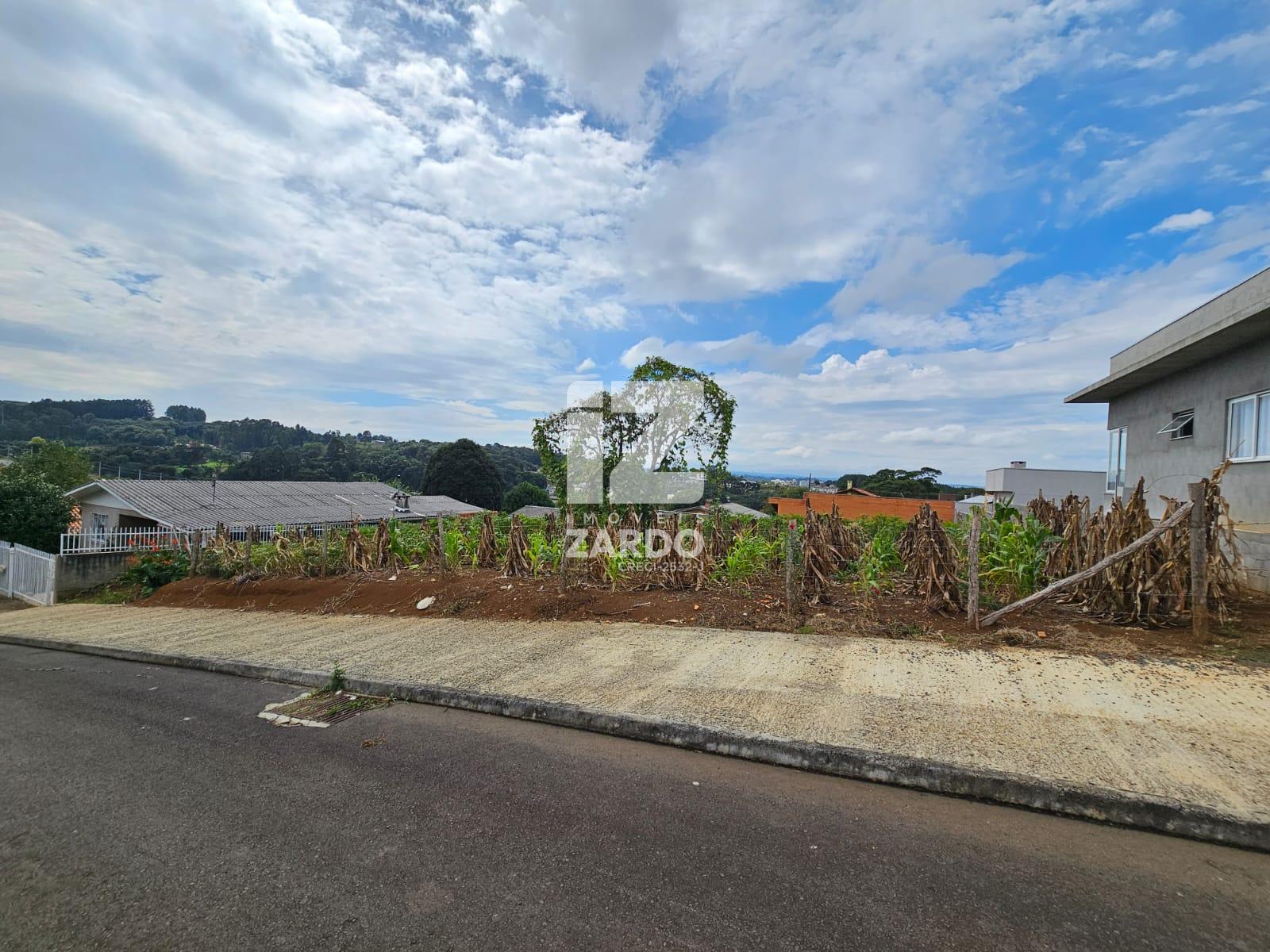TERRENOS SEMI PLANOS PRONTOS PARA CONSTRUÇÃO, BAIRRO DOS MUNIC...
