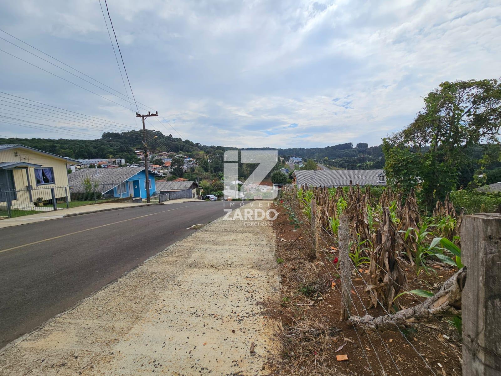 TERRENOS SEMI PLANOS PRONTOS PARA CONSTRUÇÃO, BAIRRO DOS MUNIC...