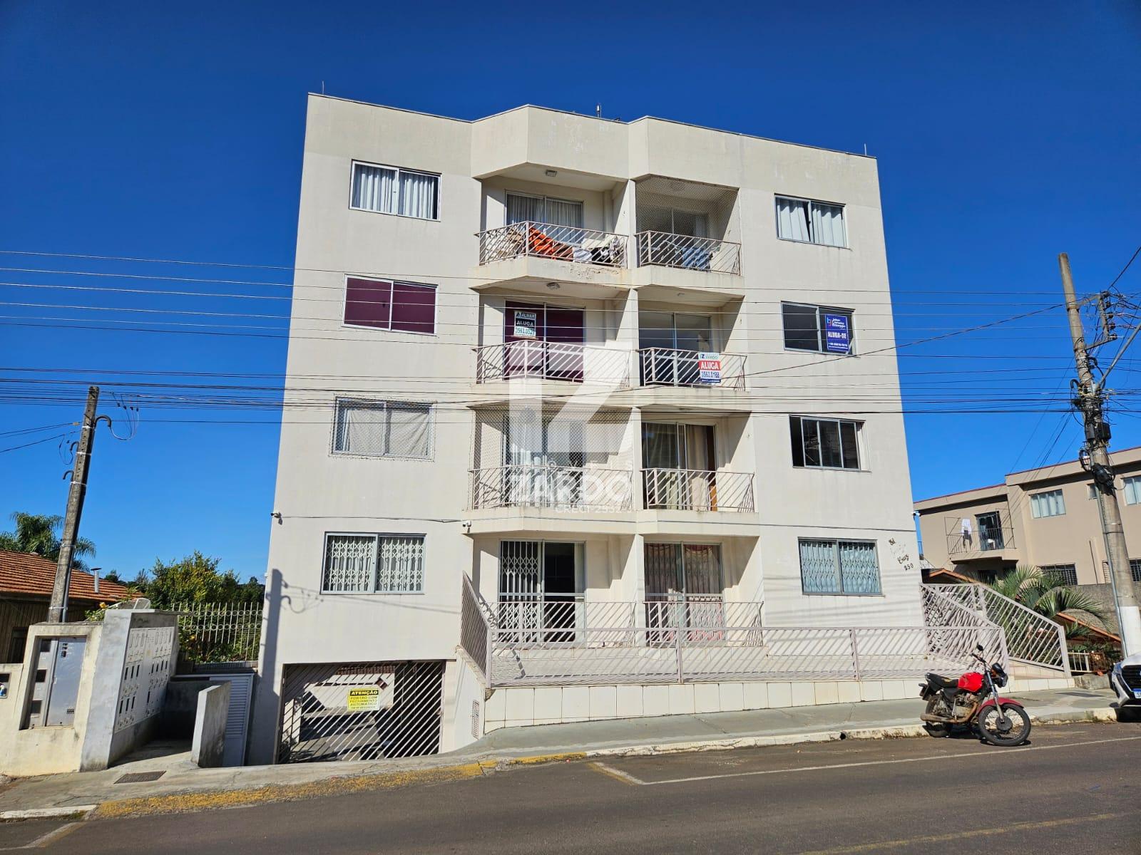 EXCELENTE APARTAMENTO SEMIMOBILIADO, ED. GENÉSIO CRUZ, PARA LO...