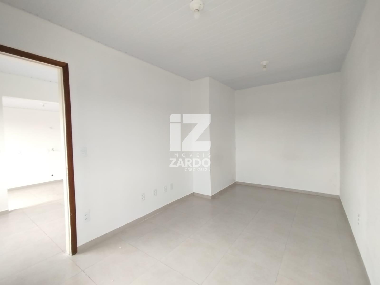 CASA FUNCIONAL, PARA LOCAÇÃO, BAIRRO BOM SUCESSO, COM UM QUARTO!
