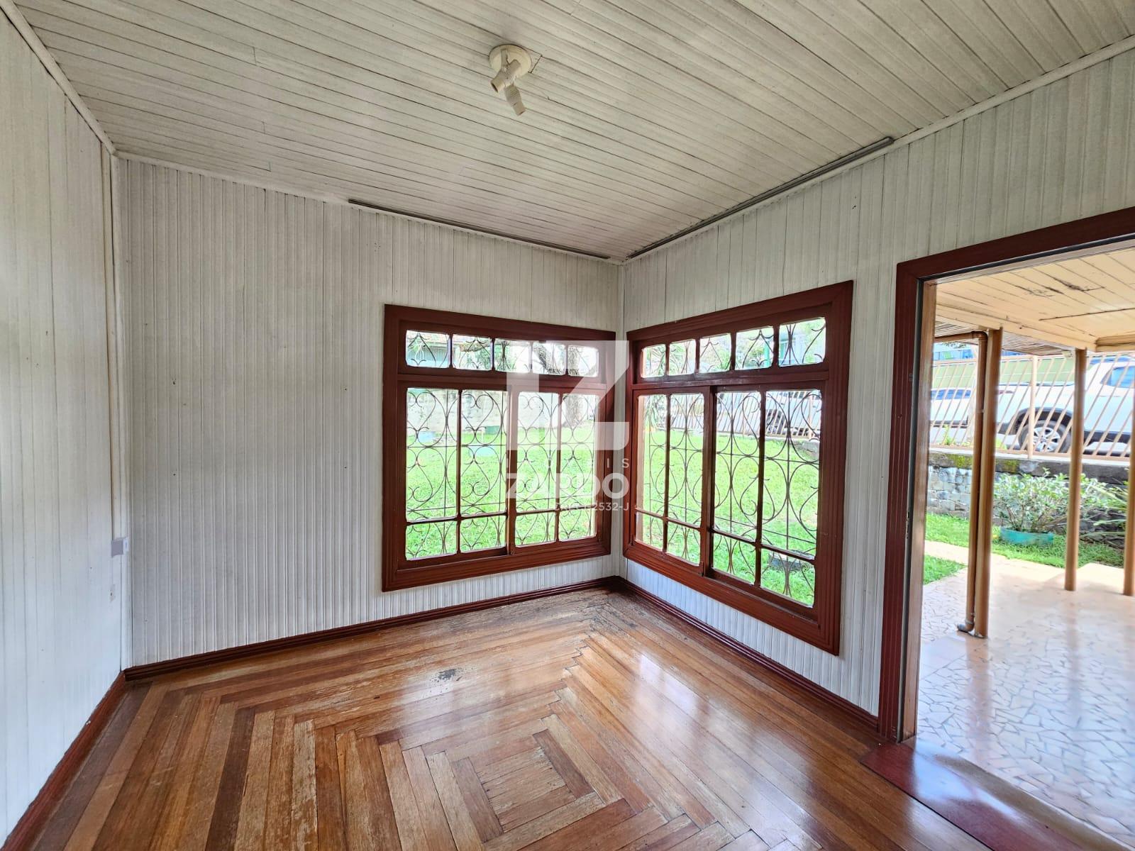 CASA ESPAÇOSA PARA LOCAÇÃO, COM 4 QUARTOS, 2 SALAS, BAIRRO REU...