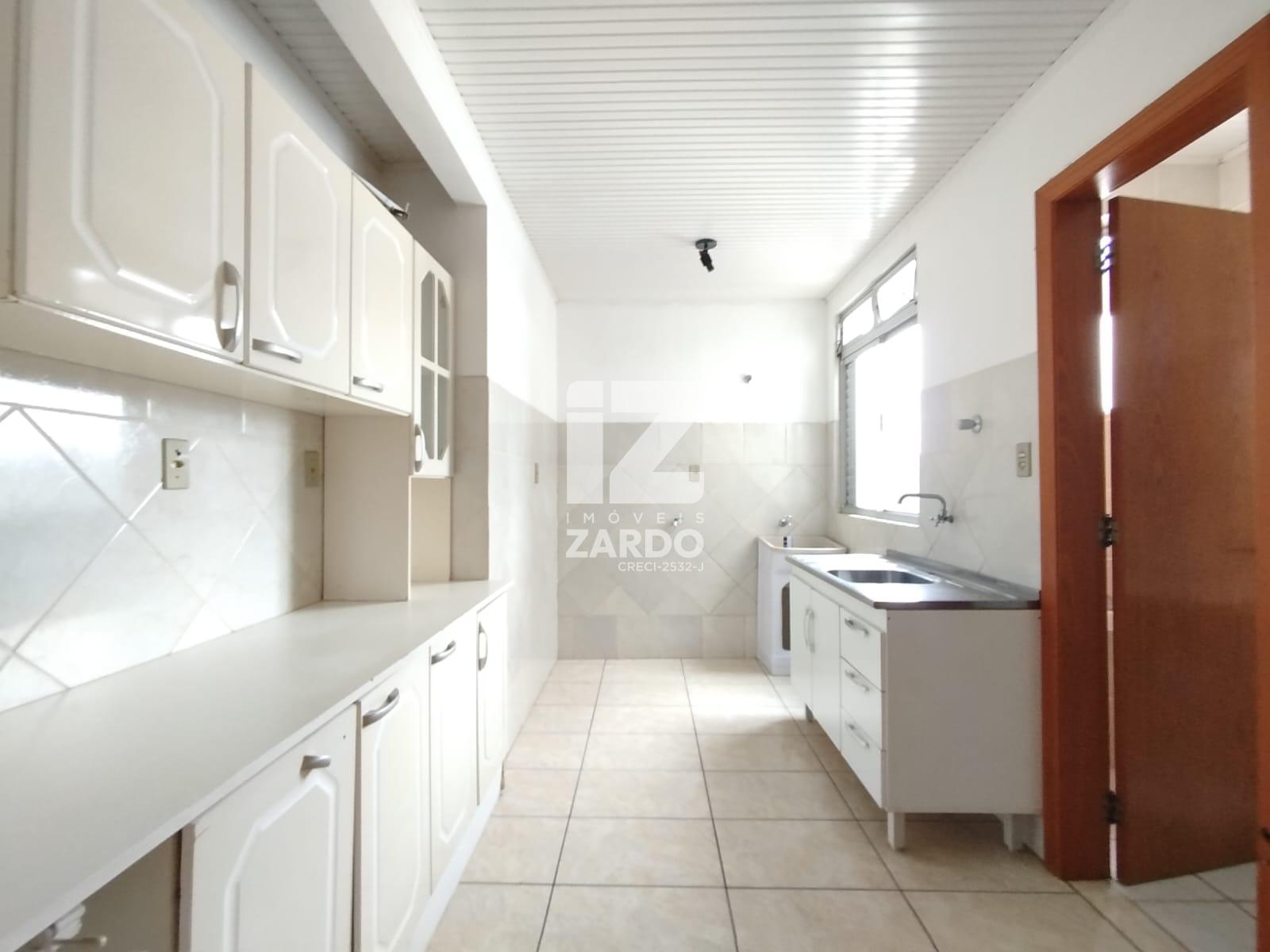 APARTAMENTO NO CENTRO, CONTENDO DOIS QUARTOS, SALA, COZINHA E ...