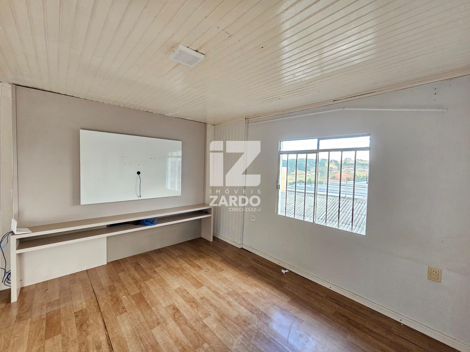 EXCELENTE CASA PARTE SUPERIOR, PARA LOCAÇÃO, BAIRRO MUNICÍPIOS!!
