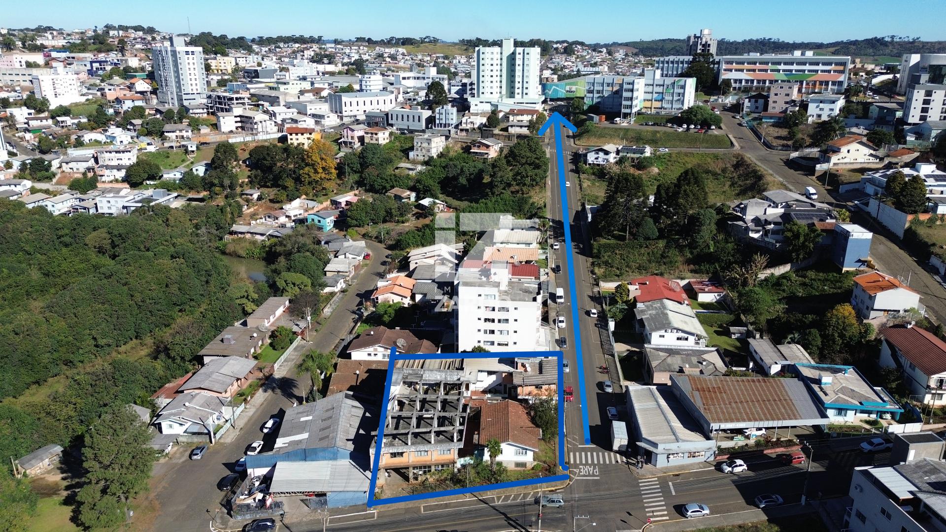 CASA E EDIFICAÇÃO COMERCIAL, CENTRO, CACADOR - SC