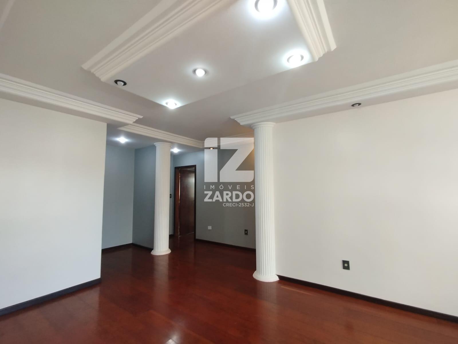 APARTAMENTO AMPLO, EM LOCALIZAÇÃO PRIVILEGIADA, ED. D. RACHIDE!!!