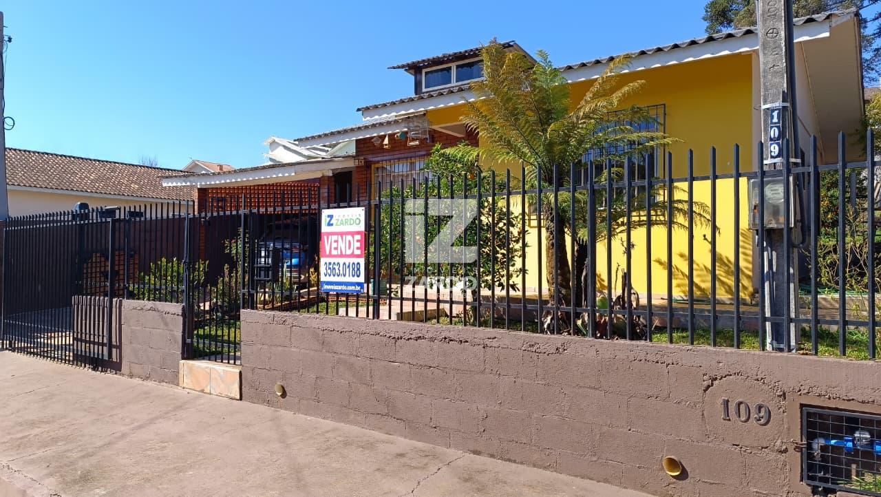 Casa plana em alvenaria à venda em amplo terreno de 414,70m² -...