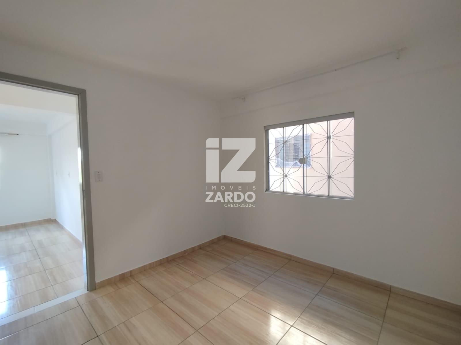 CASA PARA LOCAÇÃO, PARTE TÉRREA, BAIRRO MARTELLO, COM DOIS QUA...