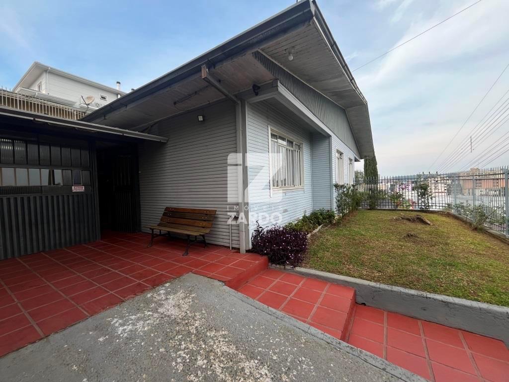 CASA Á VENDA, CENTRO, CACADOR - SC