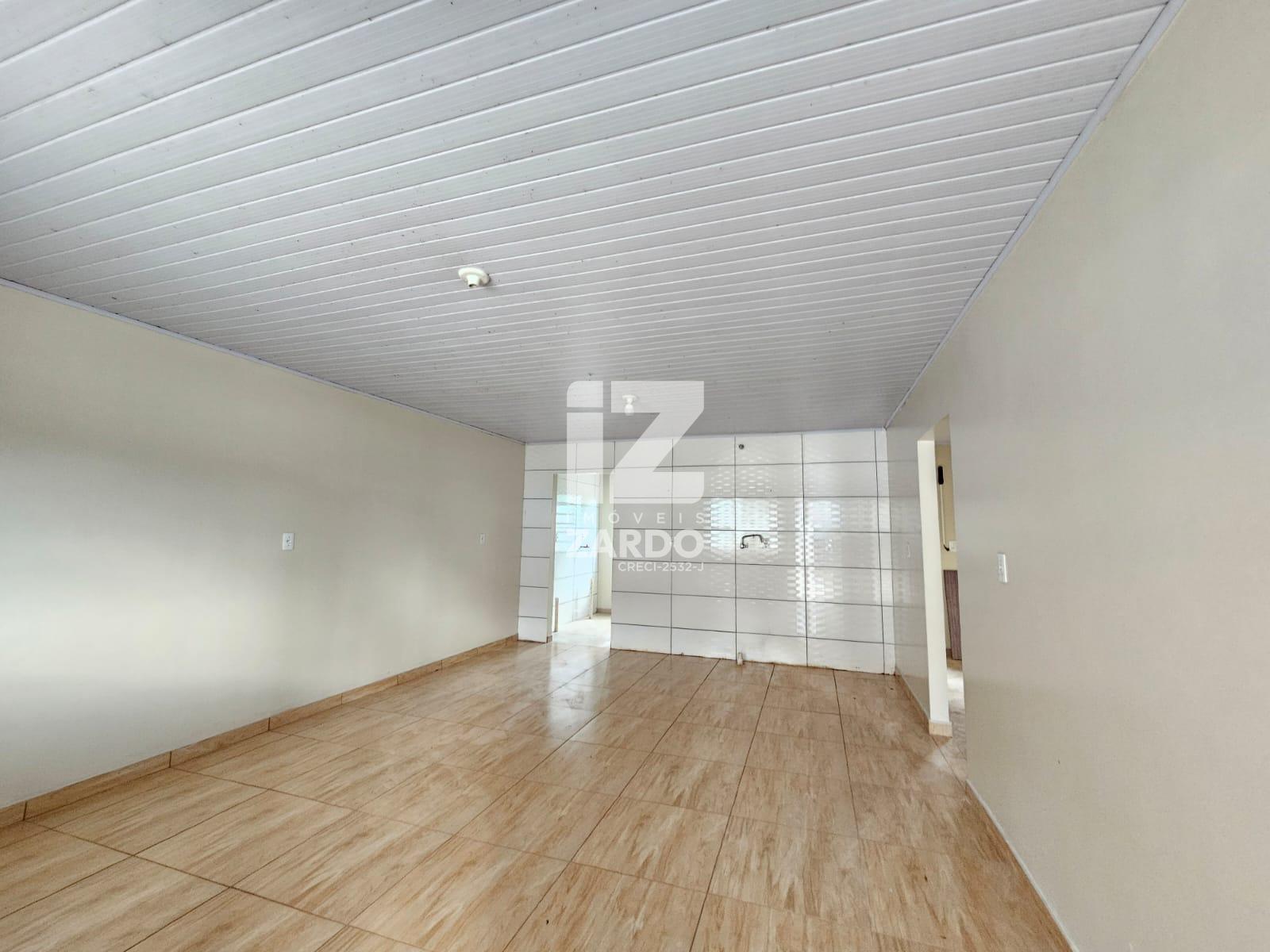 CASA  ACONCHEGANTE PARA LOCAÇÃO, COM 04 QUARTOS, BAIRRO MUNICÍ...