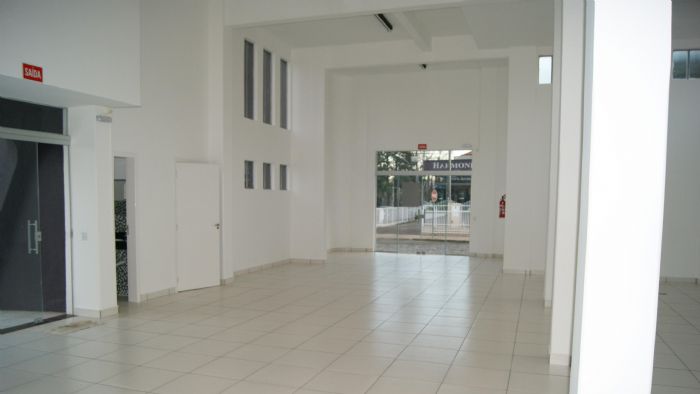 SALA COMERCIAL TÉRREA, PARA LOCAÇÃO, BAIRRO DER, CONTENDO APRO...
