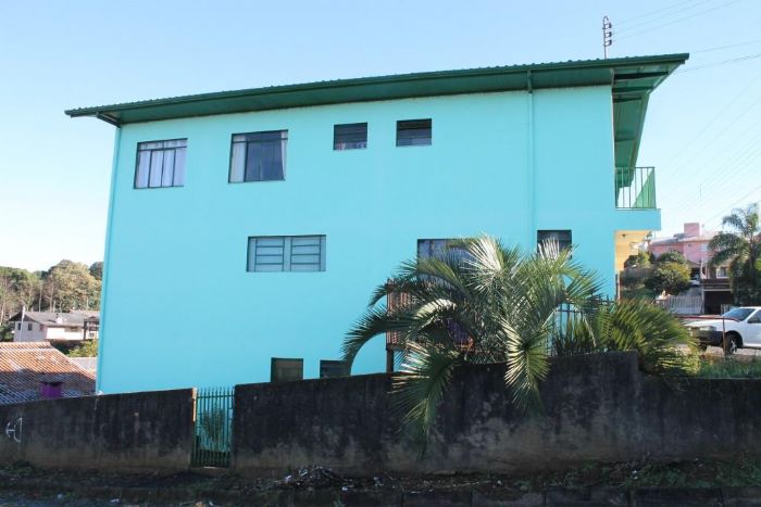 EDIFÍCIO COM ÁREA COMERCIAL E MORADIA, BAIRRO DOS MUNICIPIOS, ...
