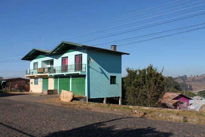 EDIFÍCIO COM ÁREA COMERCIAL E MORADIA, BAIRRO DOS MUNICIPIOS, ...